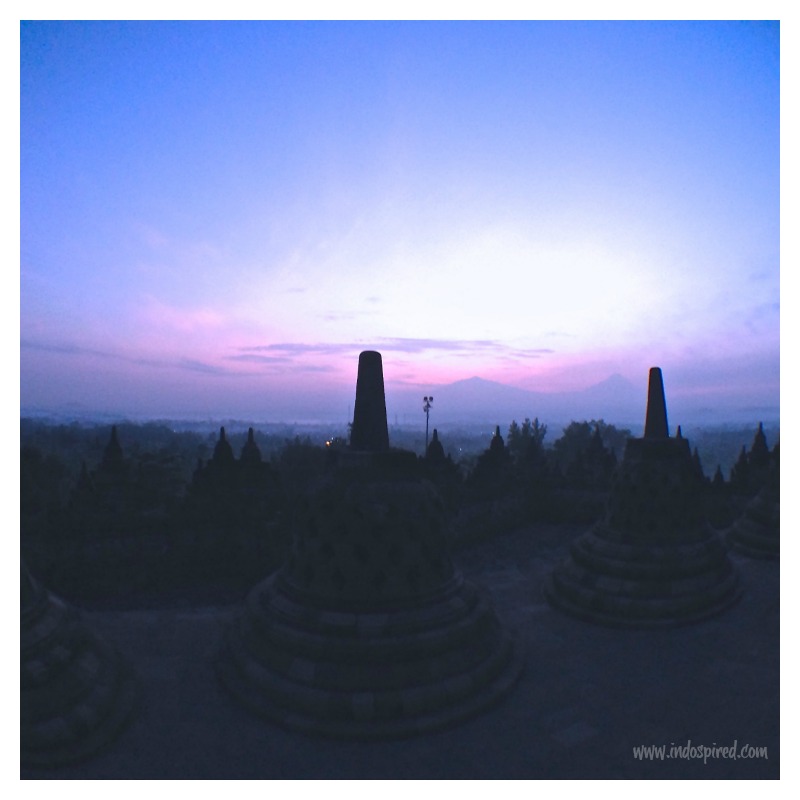 Borobudur sunrise pic